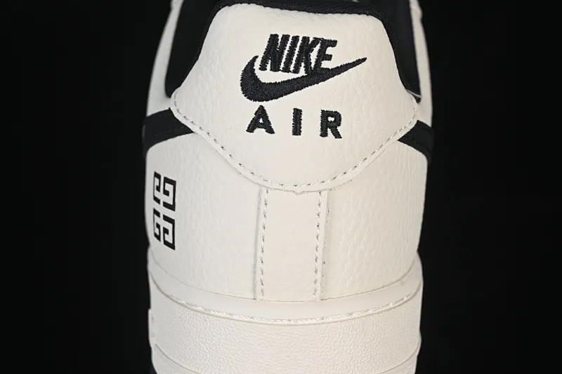 All categories Nk Air Force 1 Air Force series Nk Air Force 1 Low Air Force low-top Nike Air Force 1'07 Low Givenchy co-branded printed beige black hook Air Force 1 low-top casual sneakers KJ1688-021